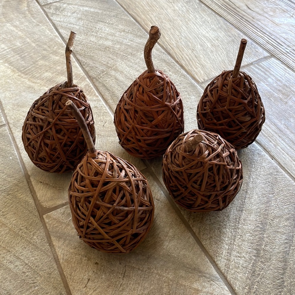 Set of five decorative fruit accents